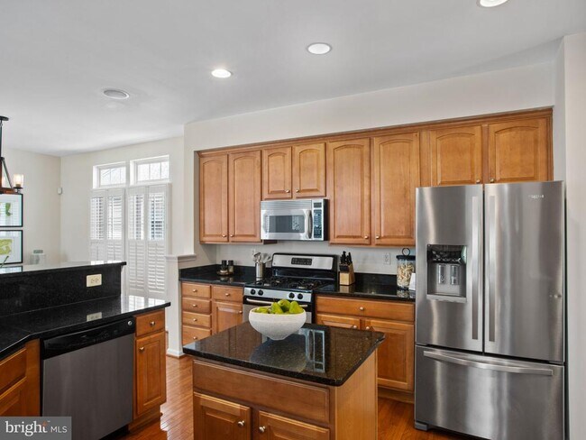 Building Photo - 1713 Allerford Dr