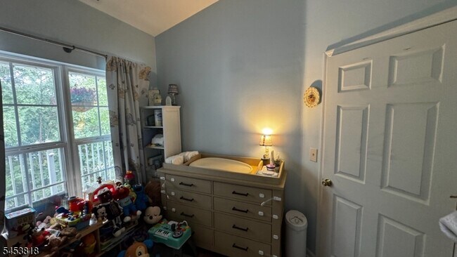 Building Photo - 4603 Tudor Dr