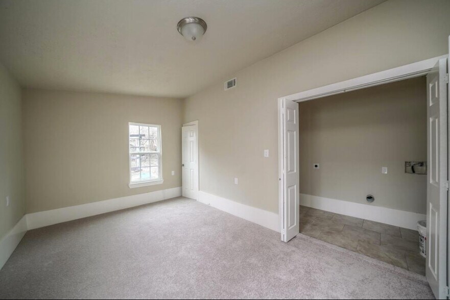 Bedroom 3 - 305 Albert St