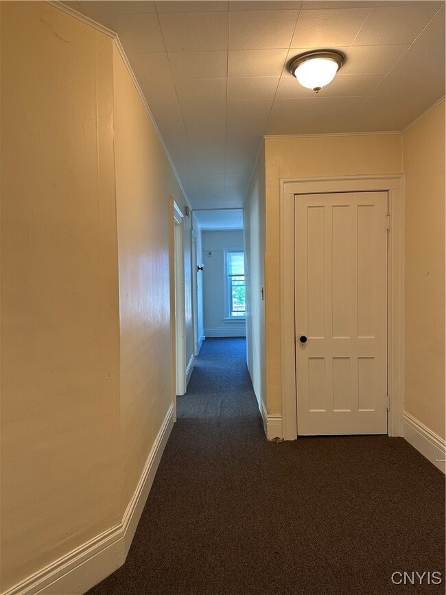 Building Photo - 4 Cottage St