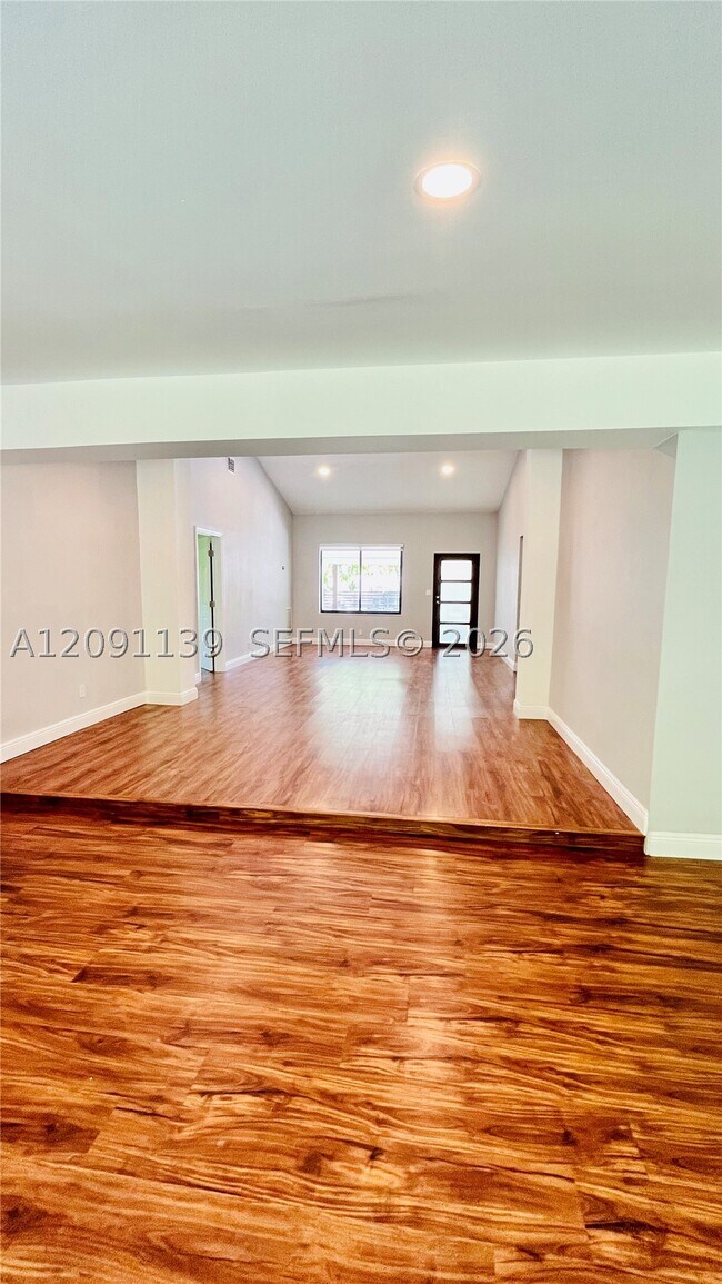 Building Photo - 2250 SW 23rd St