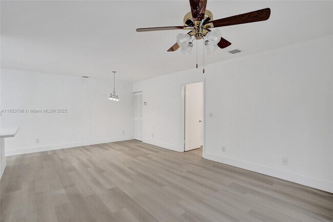 Building Photo - 3633 NW 94th Ave