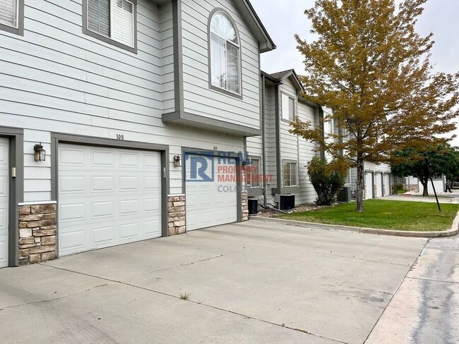 Building Photo - 10371 Cook Way
