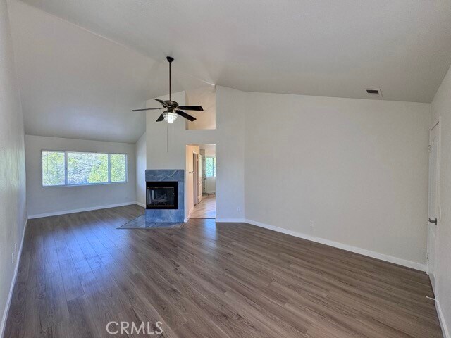 Building Photo - 39961 Temecky Way