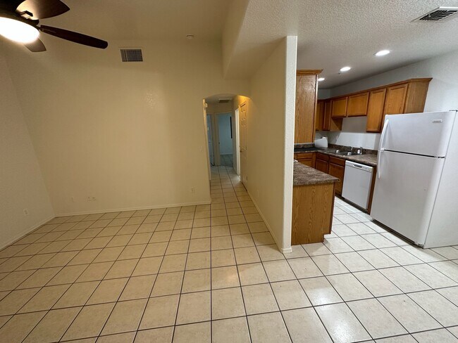 Building Photo - 3417 Oro Grande Blvd