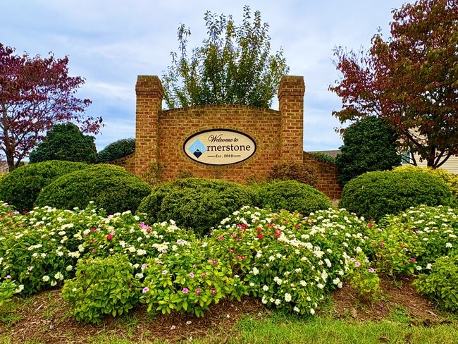 Building Photo - 420 Capstone Dr