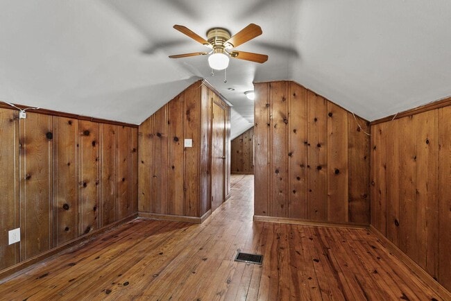 Building Photo - 154 Northwood Dr