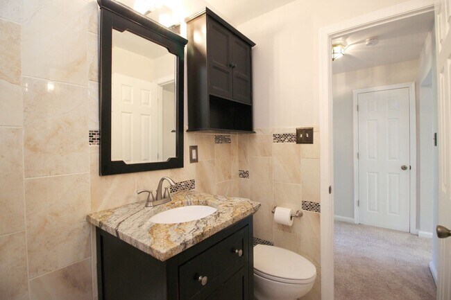 Building Photo - 2833 Kalmia Lee Ct