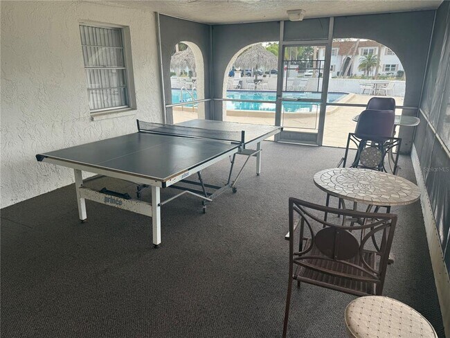 Building Photo - 377 S McMullen Booth Rd