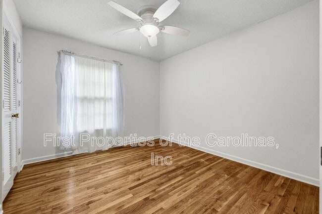 Building Photo - 810 Applegate Ct