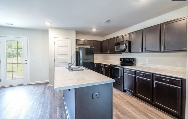 Building Photo - Oglethorpe Landing - 128