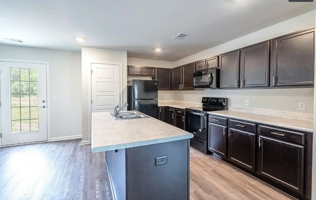 Building Photo - Oglethorpe Landing