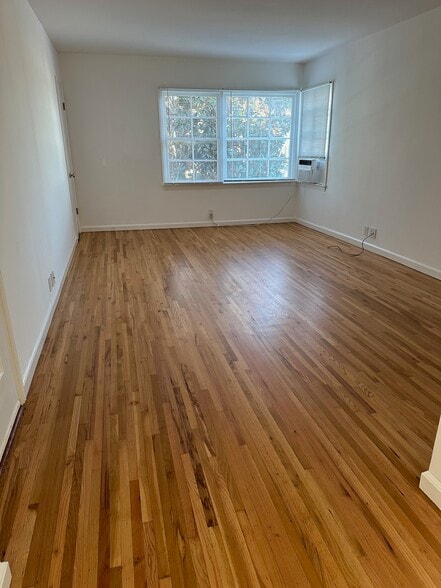 Building Photo - 8750 Guthrie Ave