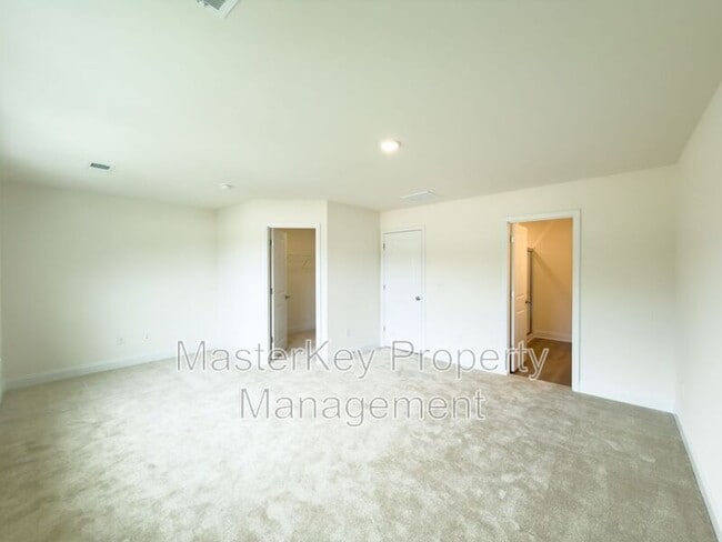 Building Photo - 74 Bloodroot St
