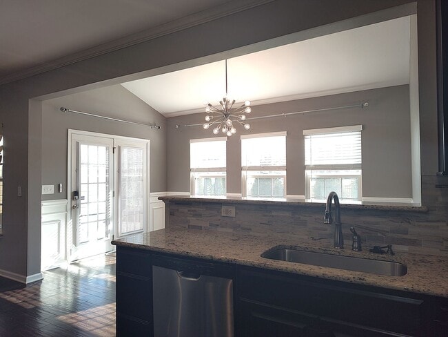 Building Photo - Georgeous 3 bedroom, 2.5 bathroom home located in the Stafford at Longtree community!