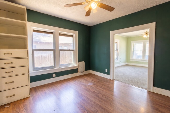 Building Photo - 2139 Ave F