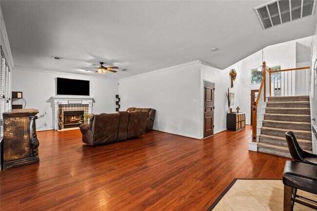 Building Photo - 3131 Bay Spring Dr