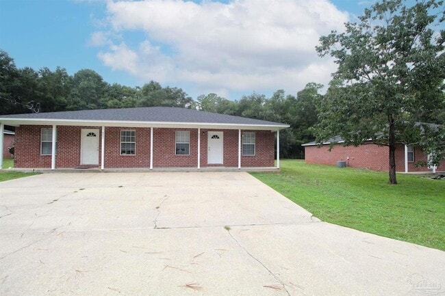 Building Photo - 6853 Roundup Ln