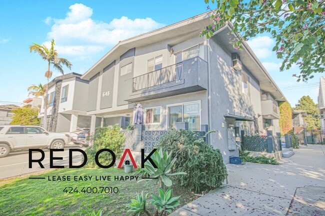 Building Photo - 642 Hayworth Ave