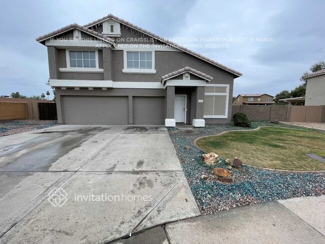 Building Photo - 10901 Hayward Ave