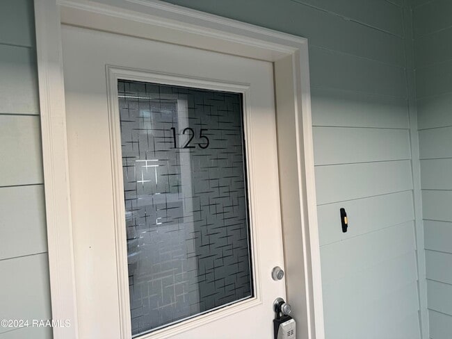 Building Photo - 125 Gadwall Dr