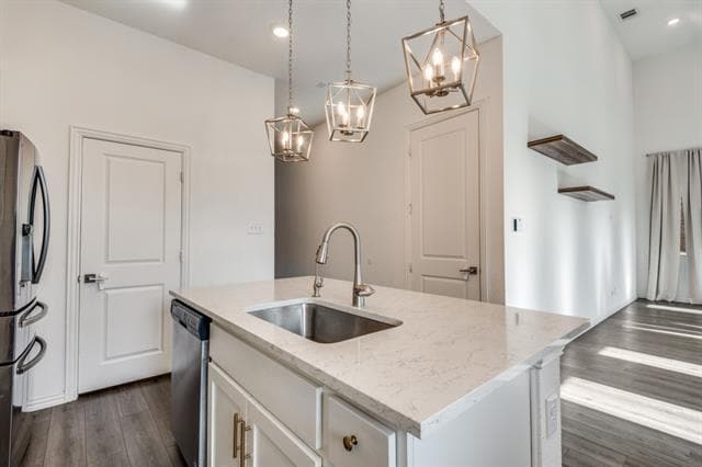 Building Photo - 9807 Romo St