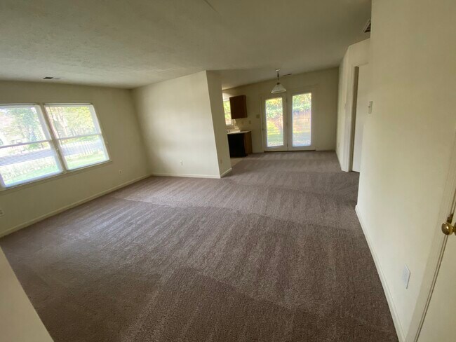 Building Photo - 2217 Overland Ct