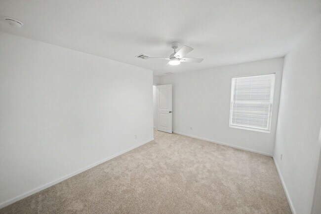 Building Photo - Gorgeous Open-Concept Home Near Randolph AFB - Realtor Commission: $500