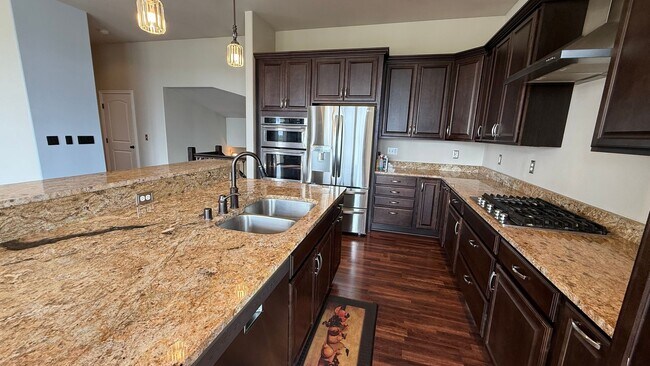 Building Photo - Beautiful Government Hill Home with Amazin...