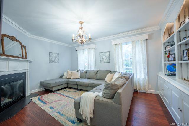 Building Photo - 10 Hidden Pond