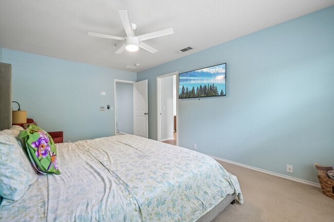 Building Photo - 2209 Stonepark Pl