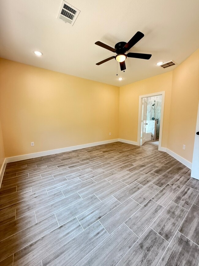 Building Photo - 14844 Coaltown Rd