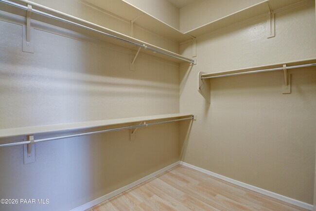 Building Photo - 6496 E Brombil St