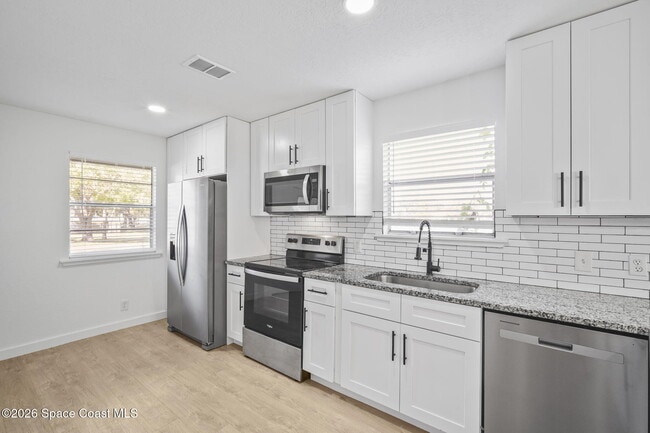 Building Photo - 1325 Cheney Hwy