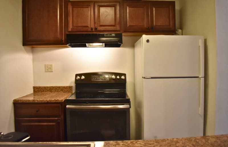 Building Photo - 38365 North Ln