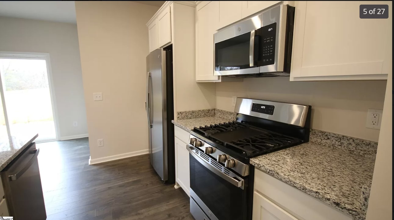 Building Photo - 3062 Hillgate Trl
