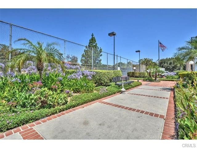 Building Photo - 1000 W MacArthur Blvd