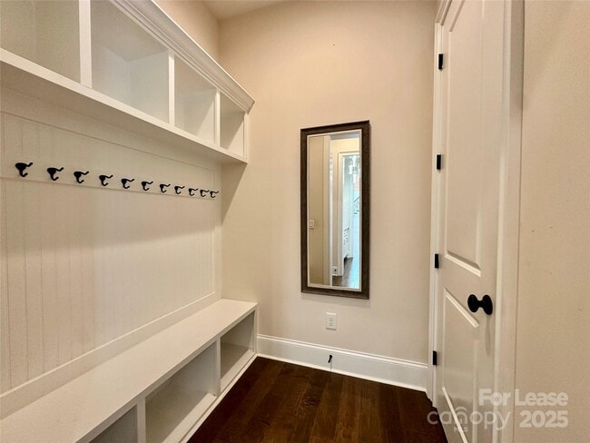 Building Photo - 929 Terramore Ln