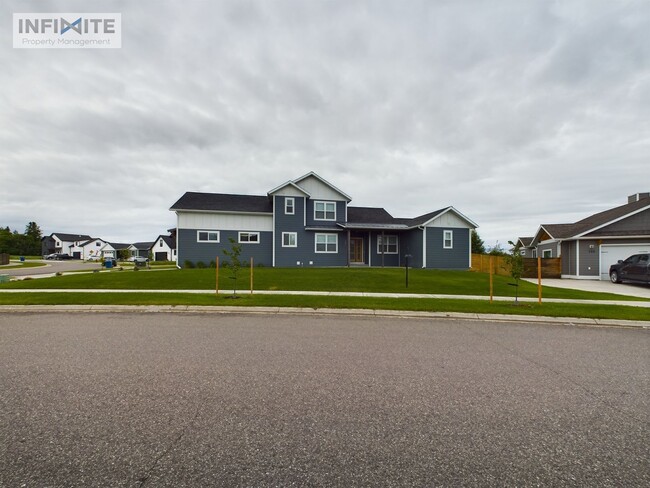 Building Photo - A Charming Home in Bozeman