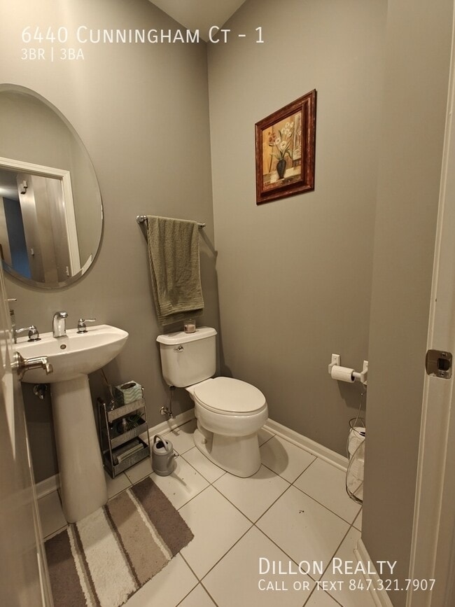 Building Photo - 6440 Cunningham Ct