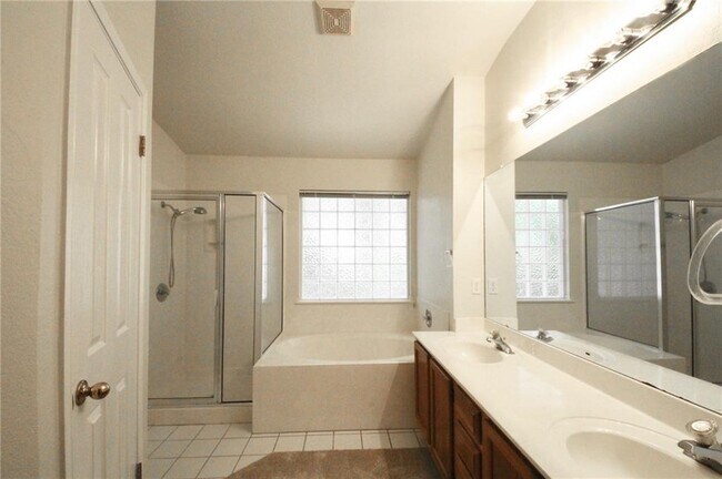 Building Photo - 7937 Luling Ln