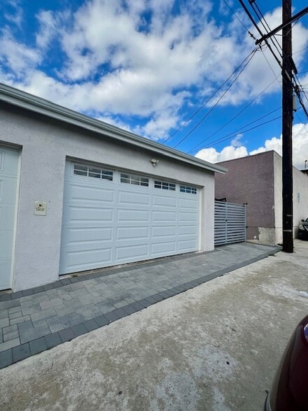 Building Photo - 1040 Ruberta Ave