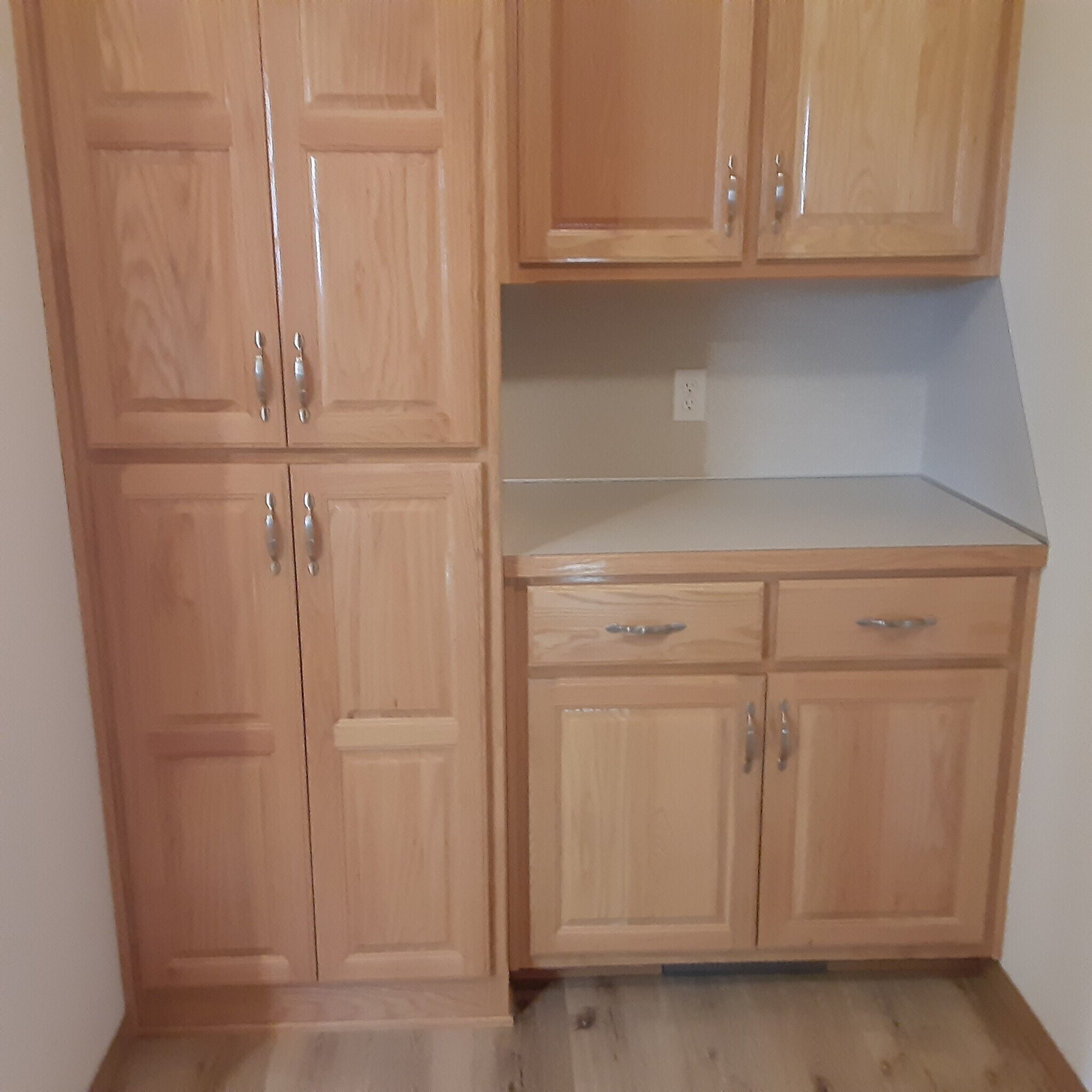 Building Photo - 325 S Casa Grande Ave