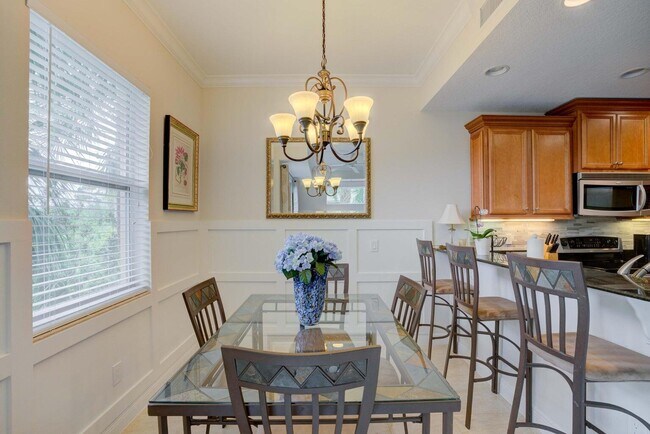 Building Photo - 12759 SE Old Cypress Dr