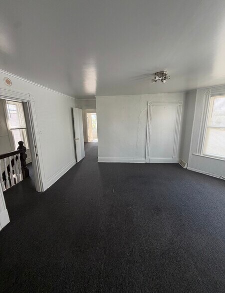 Building Photo - 232 Bigham St