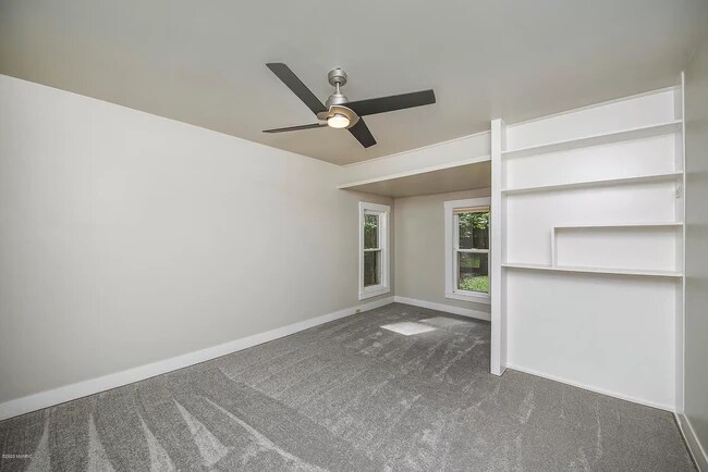 Master Bedroom - 408 Hilbert St