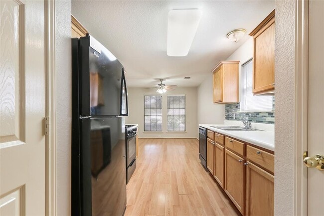 Building Photo - 15204 Drusilla's Dr