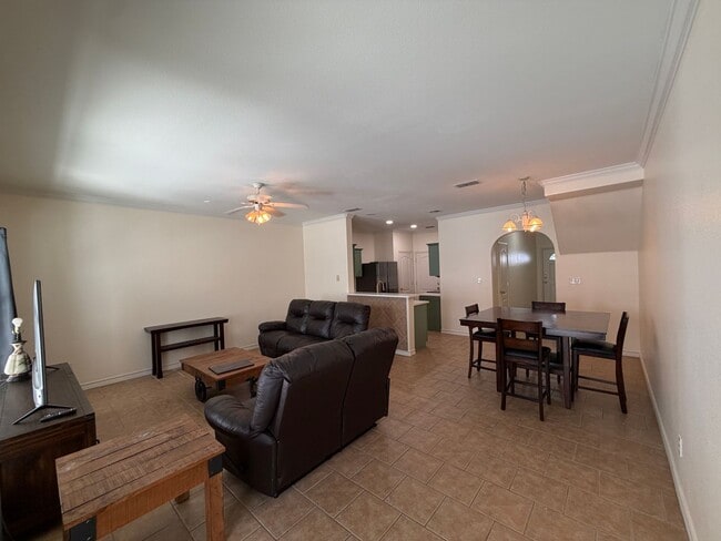 Building Photo - 14901 Windward Dr