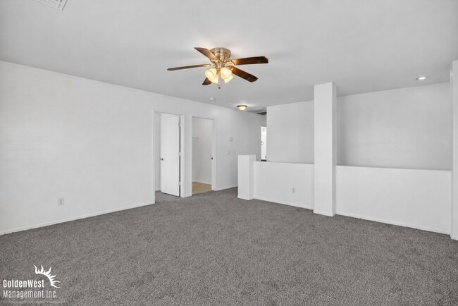 Building Photo - Beautiful 5Bdm 3Ba Home with Loft in the Heart Florence, AZ!