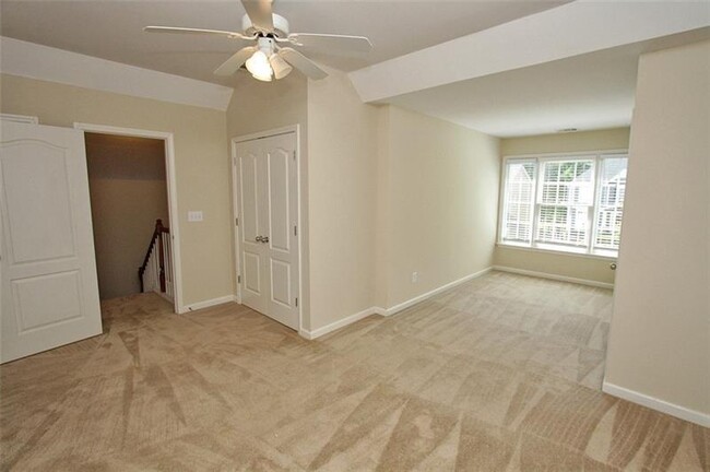 Building Photo - 1591 Heathermoor Way